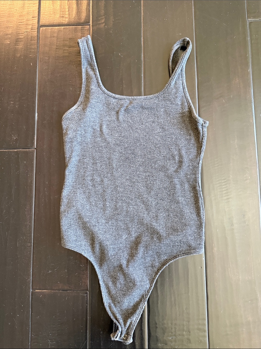 American Eagle 🦅 Ribbed One-Piece Bodysuit - Gray